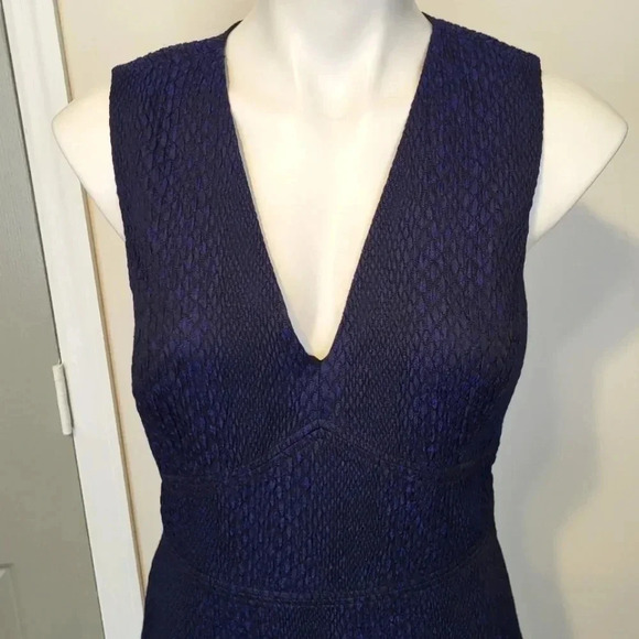 Rebecca Taylor V-Neck Snake Textured Bodice Jacquard Dress(8) - Picture 4 of 13